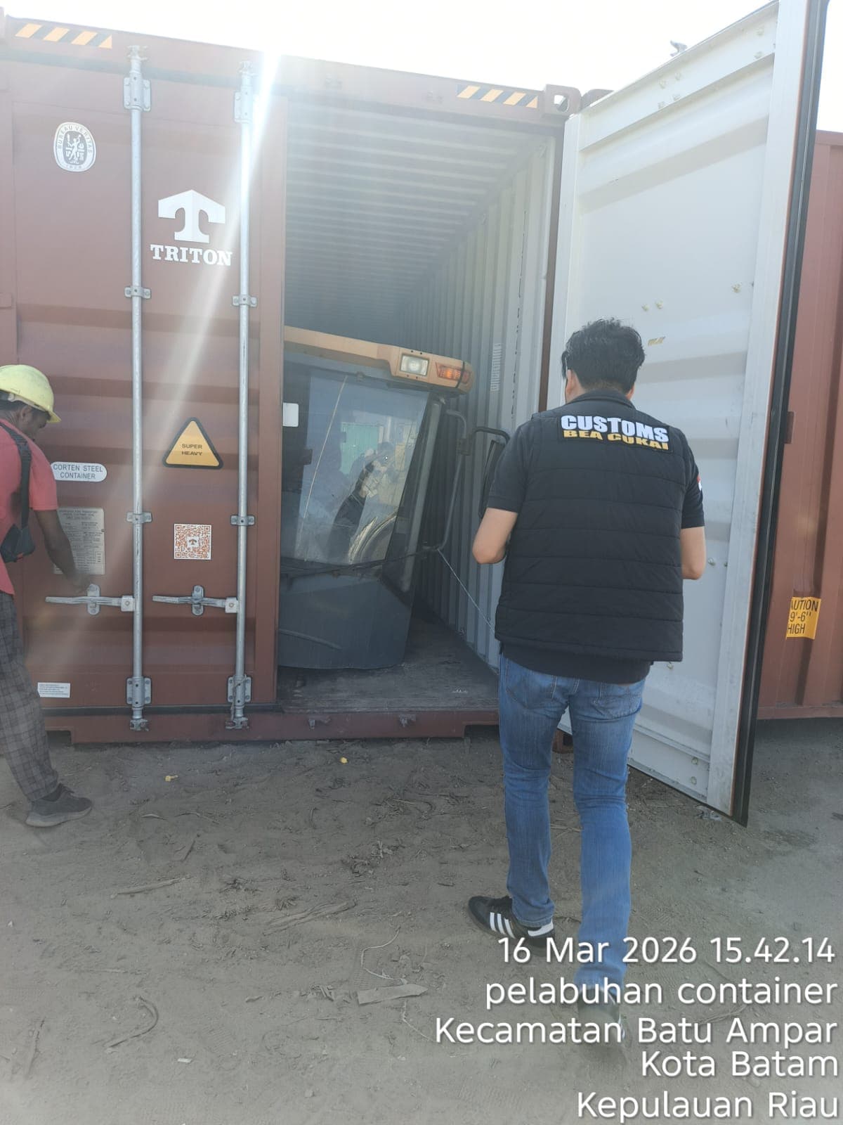 3 UNIT USED WHEEL LOADER FOB SHANGHAI - BATAM