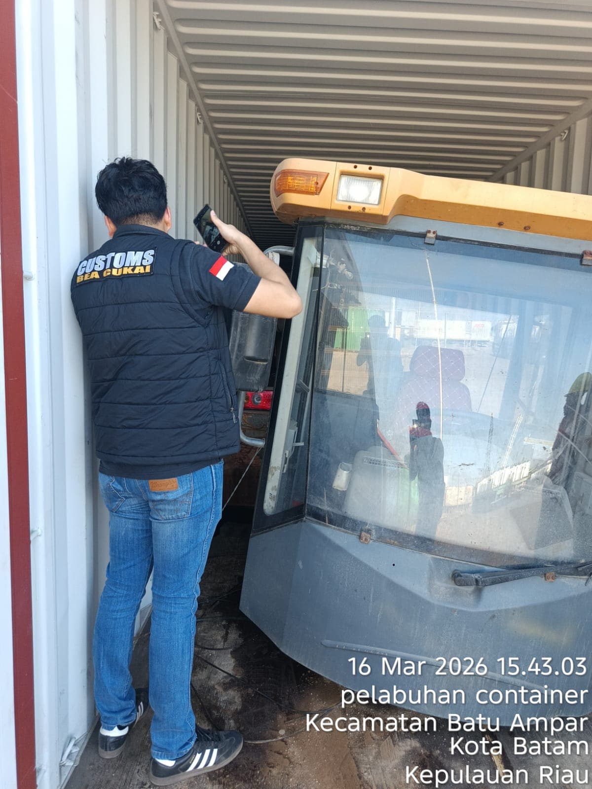 3 UNIT USED WHEEL LOADER FOB SHANGHAI - BATAM