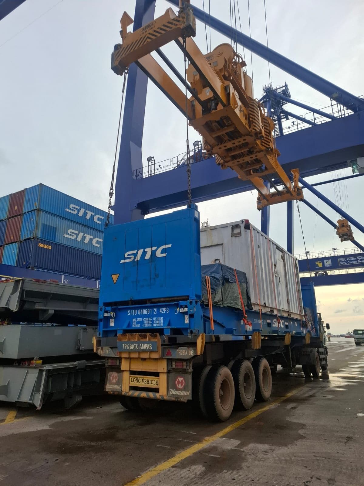 BATAM - SHANGHAI SUBMARINES PROJECTS DOOR TO DOOR